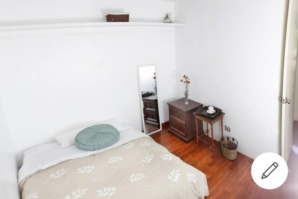 Departamento Jacuzzi Miraflores リマ エクステリア 写真