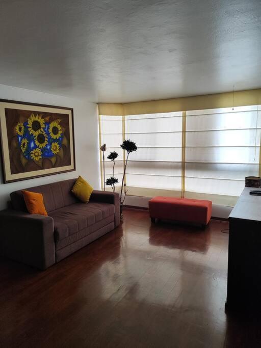 Departamento Jacuzzi Miraflores リマ エクステリア 写真
