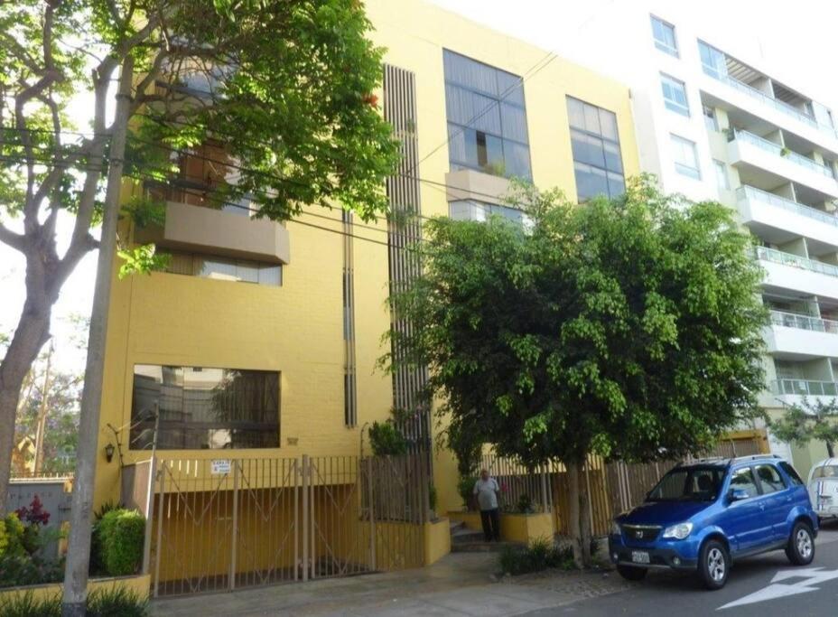 Departamento Jacuzzi Miraflores リマ エクステリア 写真