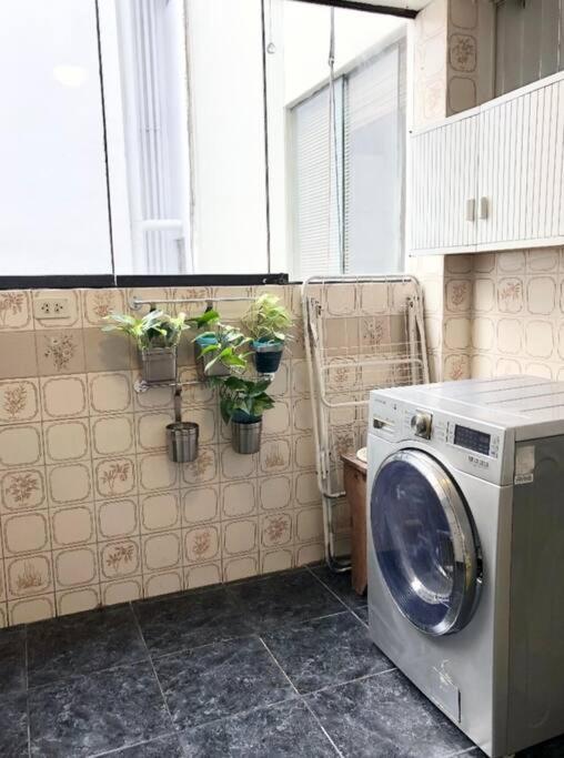 Departamento Jacuzzi Miraflores リマ エクステリア 写真